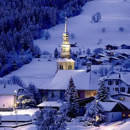 Le Beauregard - Vue Sur Le Mont Blanc * Combloux
